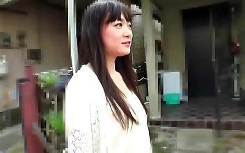 娇妻 Cute Petite Japanese Lesbians Enjoying Toy-Fueled Orgasms Together