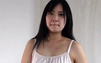 3p Cute Japanese Babe Takes Facial On Sofa Ride