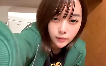 男人 的视频 Erika Enjoys Intense Oral Sex and Swallows Thick