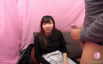 高h av片 Teen Masturbates Intensely Using Vibrator For Ultimate Pleasure