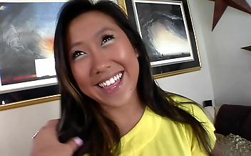激情 av片 Sensual Teen's Busty Adventure Toyed & Moaning Softly