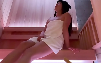另类 Hot Asian Mami Fujie Skillfully Sucks Cock Until