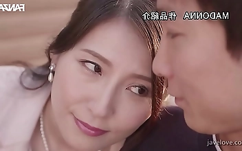 欧美 Office Temptation Lady's Knee-Level Pleasure Encounter